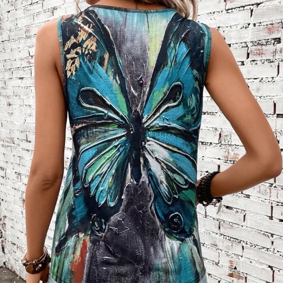 Gorgeous butterfly watercolor tank top - Picture 2 of 2